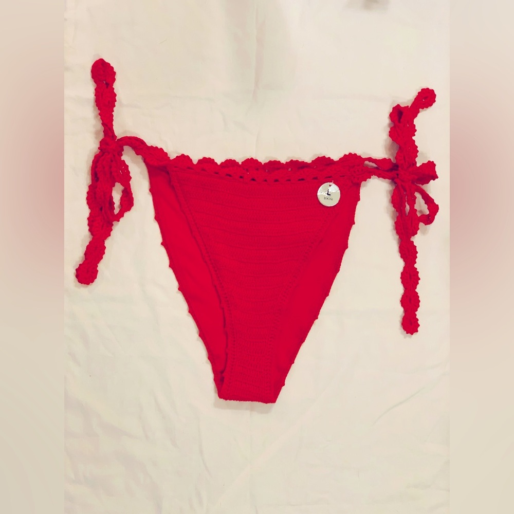 Adorable bikini bottoms